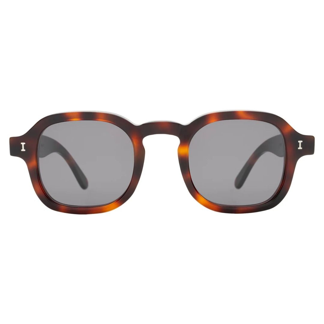 illesteva Washington Sunglasses